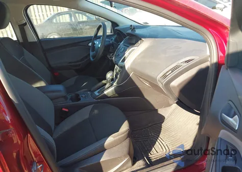 2014 Ford Focus Se из США, поврежденный, VIN 1FADP3K25EL338664